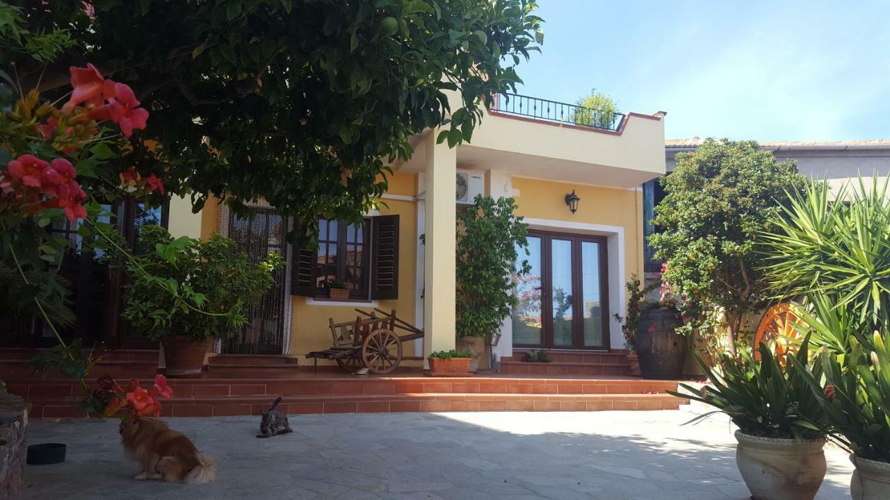 Armungia Su Carreri B&B 외부 사진